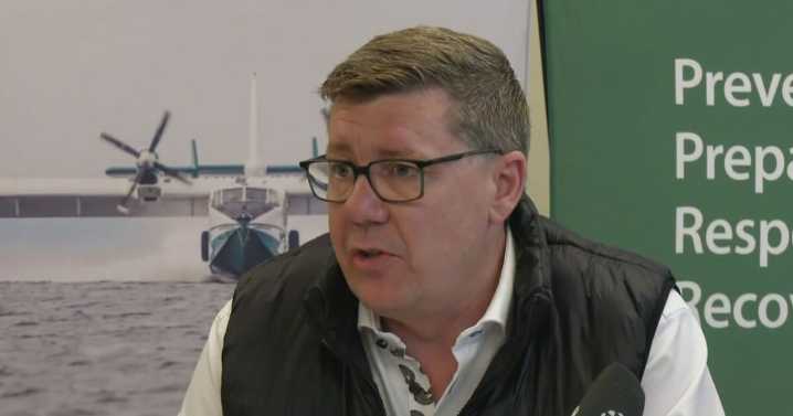 Saskatchewan wildfires: Two people charged for setting fires, premier says