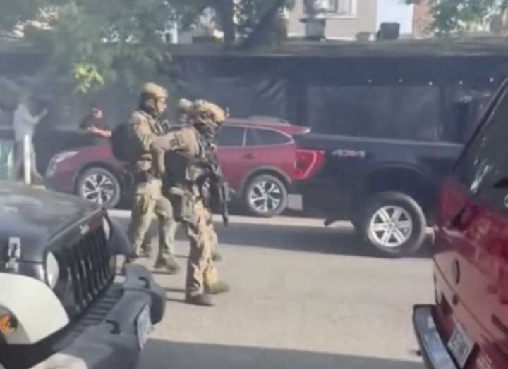 De ''grave error'' califican redada armada en un restaurante