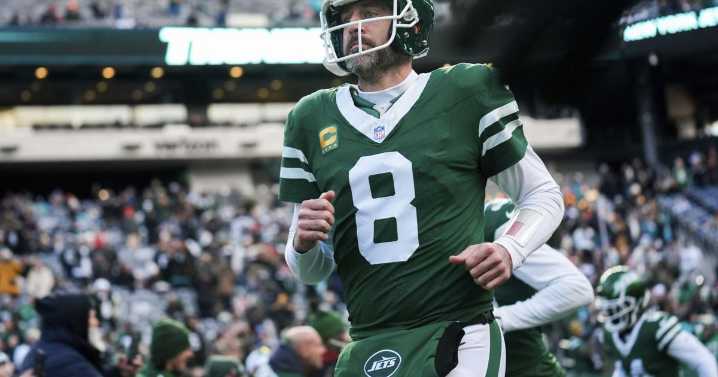 Aaron Rodgers and Mike Tomlin are kindred spirits. Their union carries plenty of stakes for both