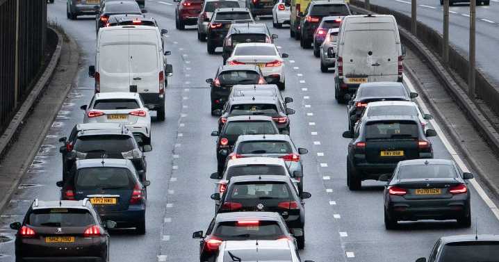 Common 'friendly gesture' could cost drivers £1,000 fine