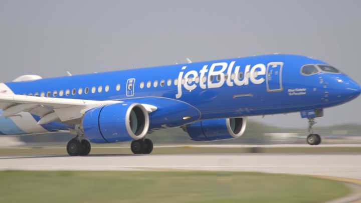 Cherry Capital Airport welcomes first JetBlue flight from Boston