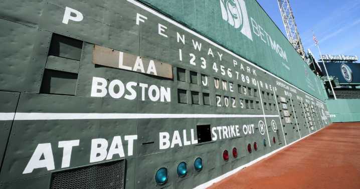 AP PHOTOS: Boxing is returning to Boston’s famed Fenway Park nearly after 70 years
