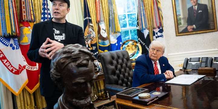 Elon Musk predicts a recession due to Trump tariffs, Tesla shares tumble