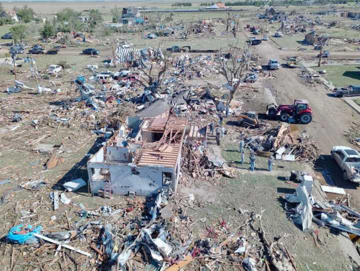 Books wanted: Grinnell seeks help rebuilding school library after tornado