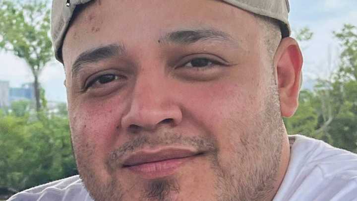 Man deported to El Salvador under Trump returns to US to face people