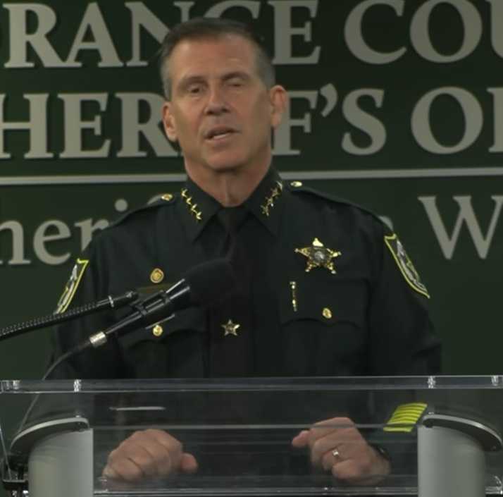 Orange deputy shoots man who attacks him in Pine Hills, sheriff says