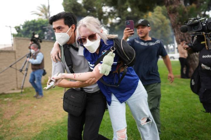 Can President Trump ban masks at protests?