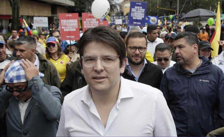 Atentado contra el senador y precandidato presidencial Miguel Uribe Turbay sacude a Colombia