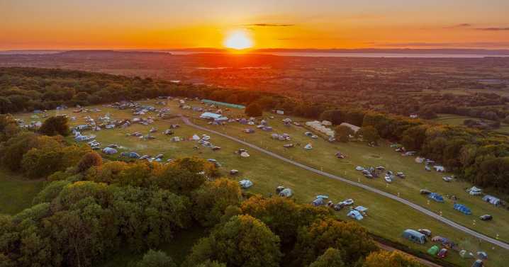 Award-winning UK campsite has a ski slope, giant sand pit and woodland views