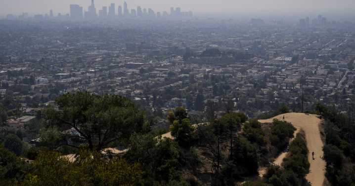 Southern California air regulators weigh a plan to phase out gas furnaces and water heaters