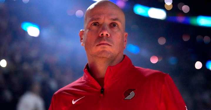 Blazers Re-Sign Bjorkgren, Two Other Coaches