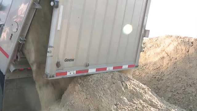 Fresh sand delivered to Hampton Beach ahead of next week's sand sculpting competition