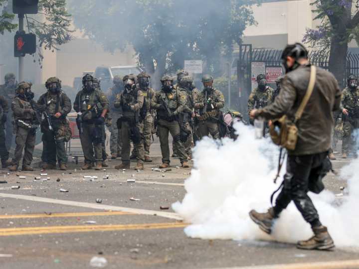 Photos: LA unrest persists as protesters rally against migrant arrests