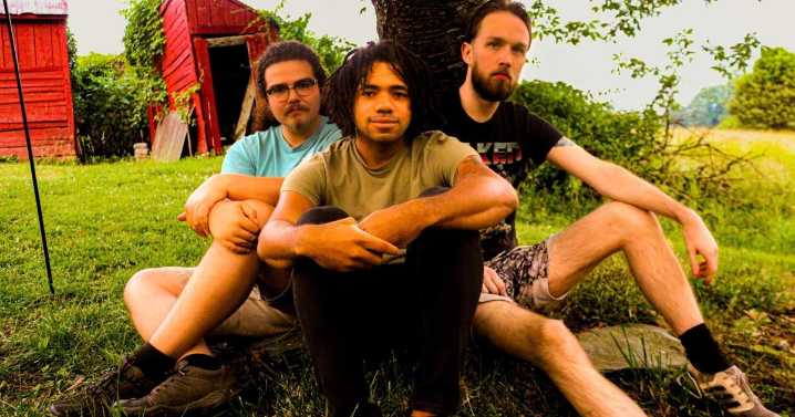 Q&A: Singer-songwriter Wayne Snow on his most recent release, ‘The Alchemist’