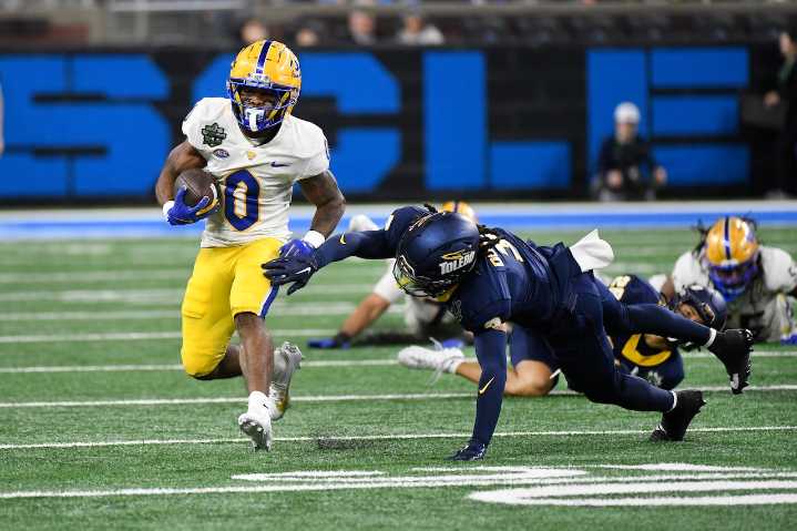 Date, time set for college football bowl game at Ford Field