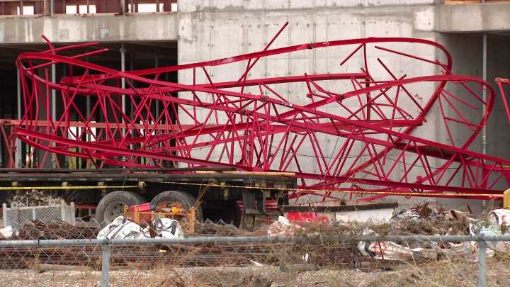 Weather may have been a factor in deadly crane collapse
