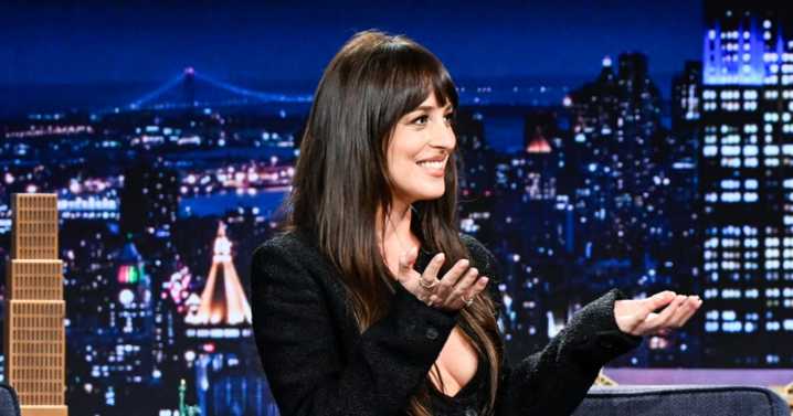 Dakota Johnson roasts herself for wearing 'the wrong outfit' on Jimmy Fallon