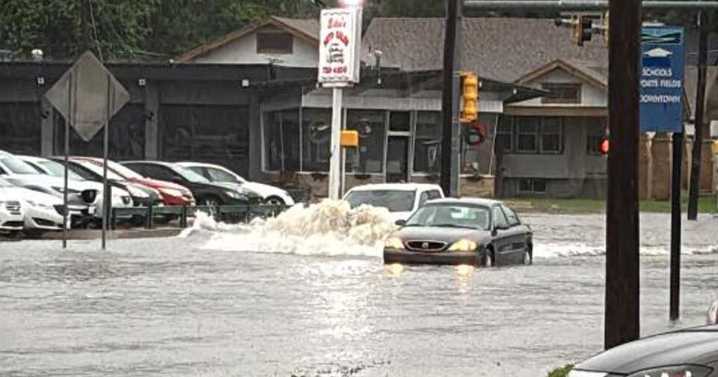 Heavy rainfall causing major flooding in Wichita area