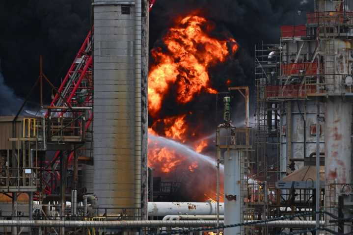 Large Martinez refinery fire blamed on lack of contractor personnel, insufficient training and supervision