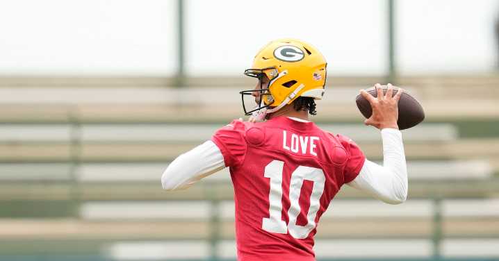 Packers Practice News and Notes, 6/3: Jordan Love scores in 2