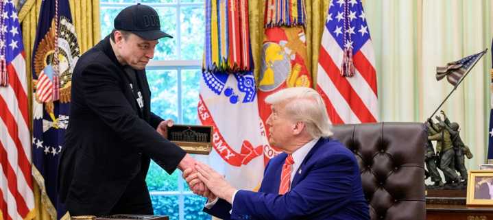 "Preparen las palomitas" para el próximo capítulo de la furia de titanes Trump y Musk
