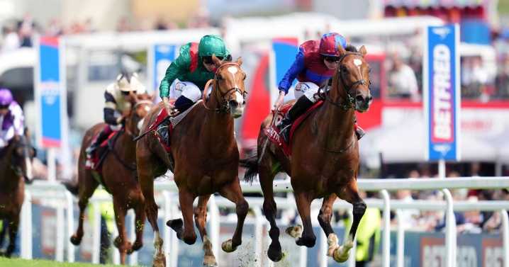 Jan Brueghel holds off Calandagan in Coronation Cup thriller
