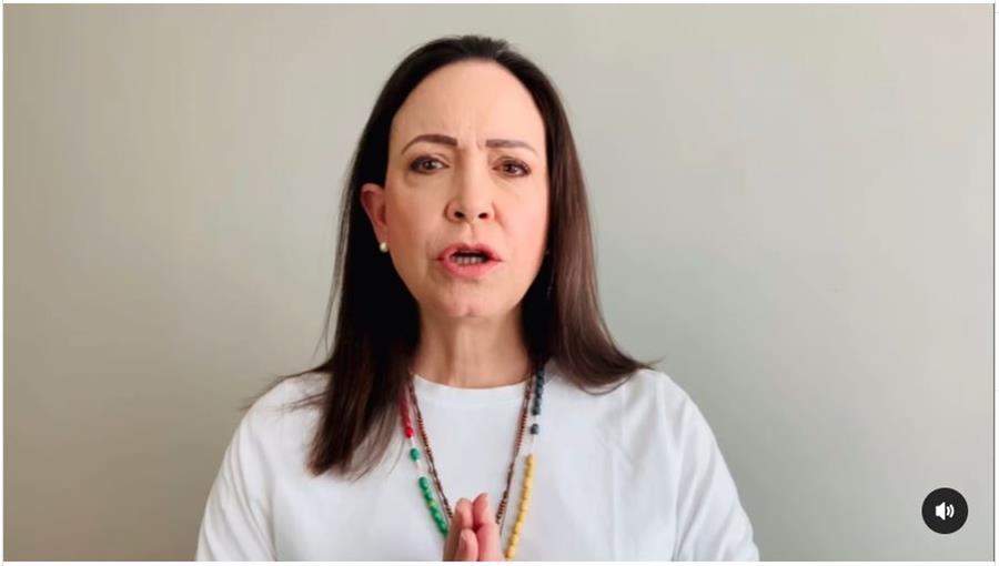 María Corina Machado dice que Maduro "está contra las cuerdas" tras las últimas elecciones