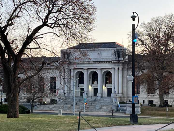CT Supreme Court orders new trial for man accused of killing bystander in gunfight