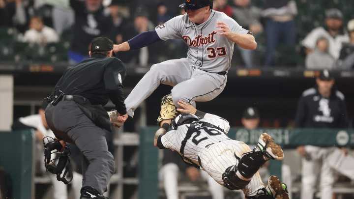 Keith hits tiebreaking double in 8th as Tigers regroup to beat White Sox 5