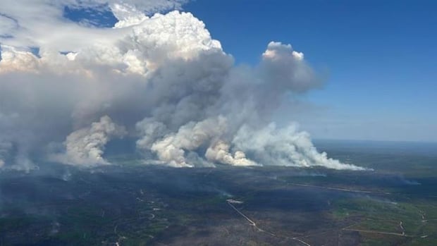 Wildfire smoke causing poor air quality in Calgary this weekend