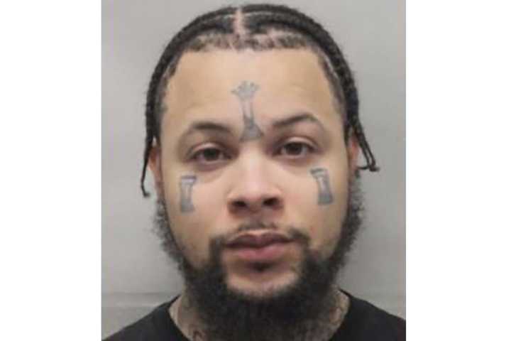 New Orleans Prison Escapee Uploads Instagram Videos, Claims He Was 'Let Out' of the Prison With 9 Other Men Last Month