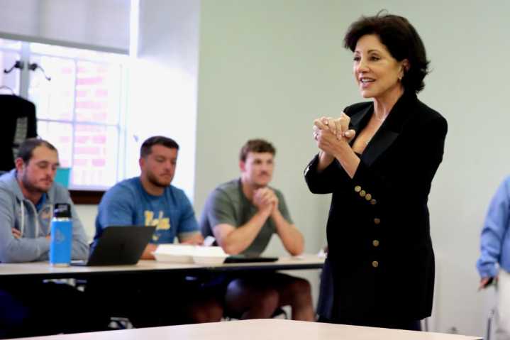 This former UCLA coach’s class provides a unique learning environment