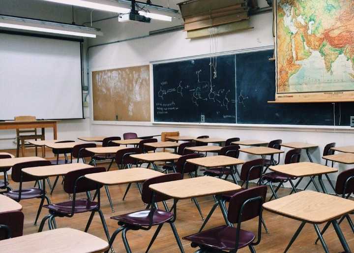 Charge: Twin Cities elementary teacher took video up 3rd grader's dress