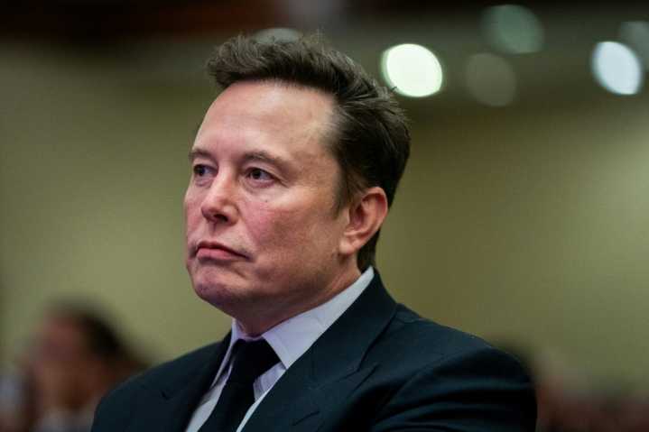 Musk critica duramente el megaproyecto de ley presupuestaria de Trump