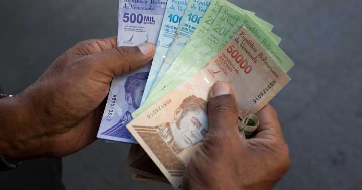 ¿Venezuela está volviendo al bolívar? Así está el pulso con el dólar en el uso diario