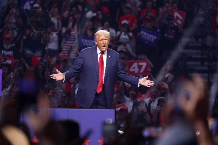 Hey MAGA, Here's Proof Trump Doesn't Give A Single Sh*t About Medicare Fraud