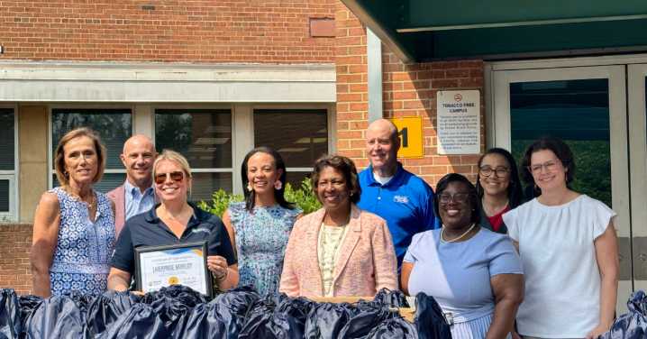 Hammond Middle School Receives New Supplies from United Way, Other Organizations