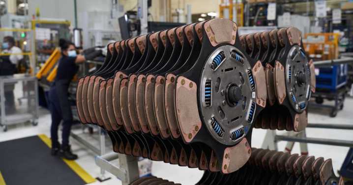 Aumento de aranceles al acero y aluminio impacta más a fabricantes de autopartes en México: asociación