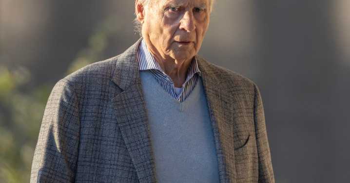 Former Los Angeles attorney Tom Girardi sentenced to more than 7 years in prison for embezzling millions from clients