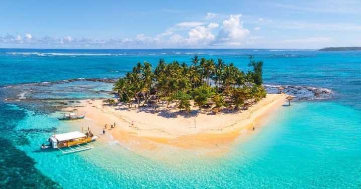The beautiful island with turquoise water and 30C heat that's 'better than Thailand' 