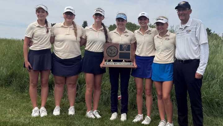 An awesome day for Aberdeen girls golf in winning Class AA state title