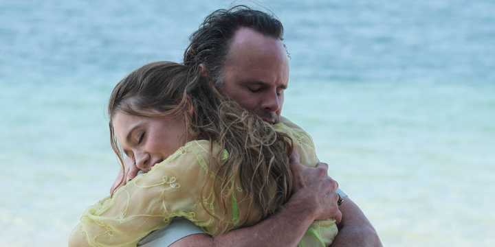 Walton Goggins Explains Unfollowing Aimee Lou Wood on Instagram, Address Feud Rumors, His ‘SNL’ Parody Reaction & More | Aimee Lou Wood, HBO, Television, The White Lotus, Walton Goggins, White Lotus |