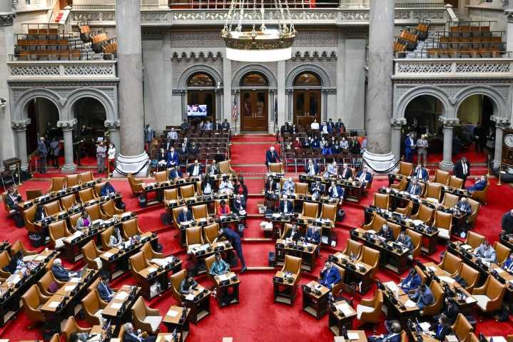 New York legislators vote to preserve media access to encrypted police radio communications