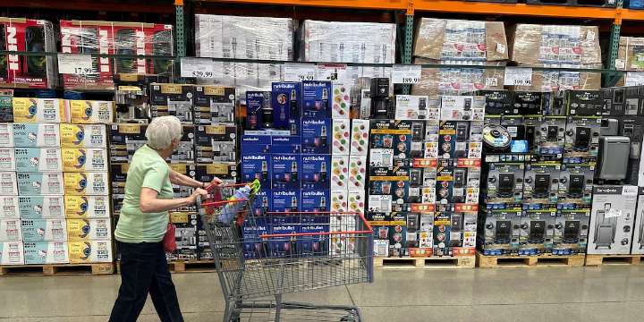 Inflation rose slightly last month as grocery prices ticked higher