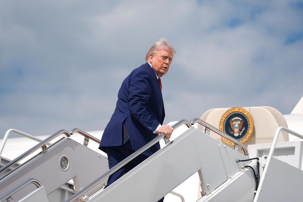 What it would take to convert a jet from Qatar into Air Force One to safely fly Trump