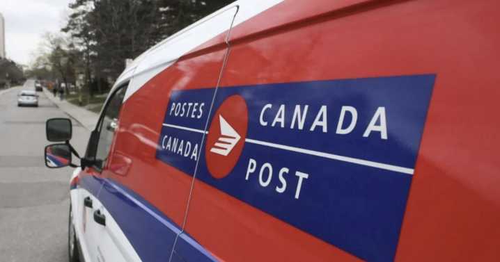 Postal workers union files unfair labour practice complaint against Canada Post