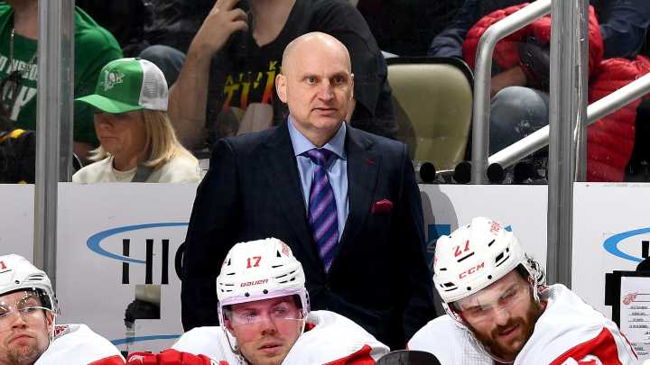 Lalonde hired as assistant by Maple Leafs