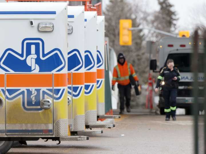 Medications stolen from paramedic kit at emergency scene in Winnipeg