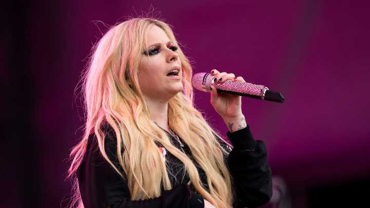 Road closures announced for Avril Lavigne Hersheypark concert tonight