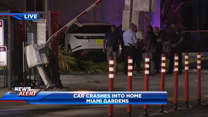 Car crashes into home in Miami Gardens